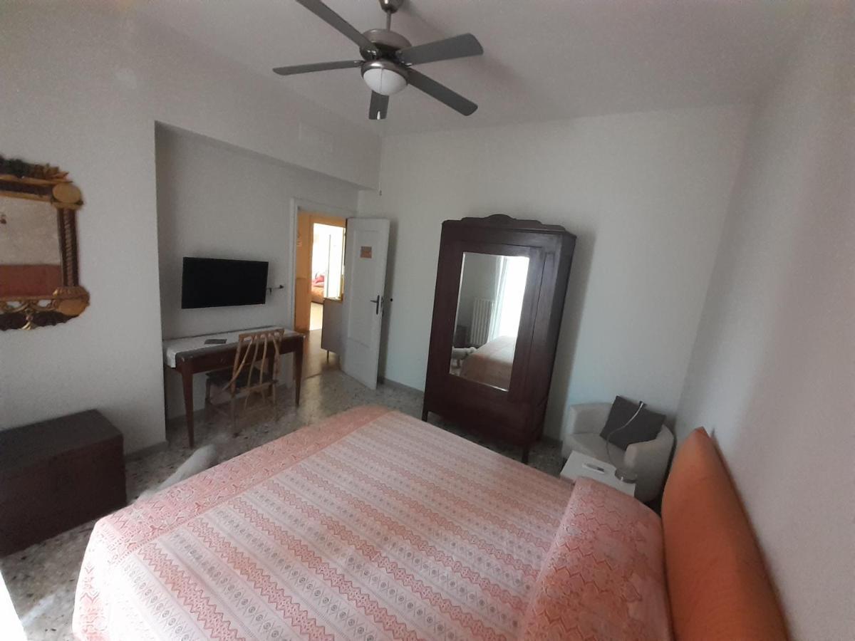 Chez Gle B&B Бари Экстерьер фото